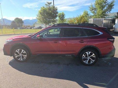 Used 2022 Subaru Outback Limited XT AWD/4WD image 7