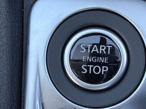 New 2025 Nissan Sentra SR image 16