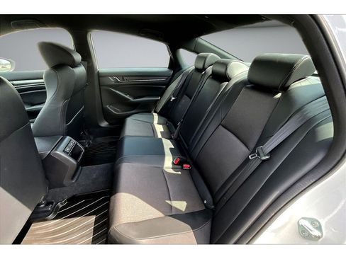 Used 2022 Honda Accord Sport image 23