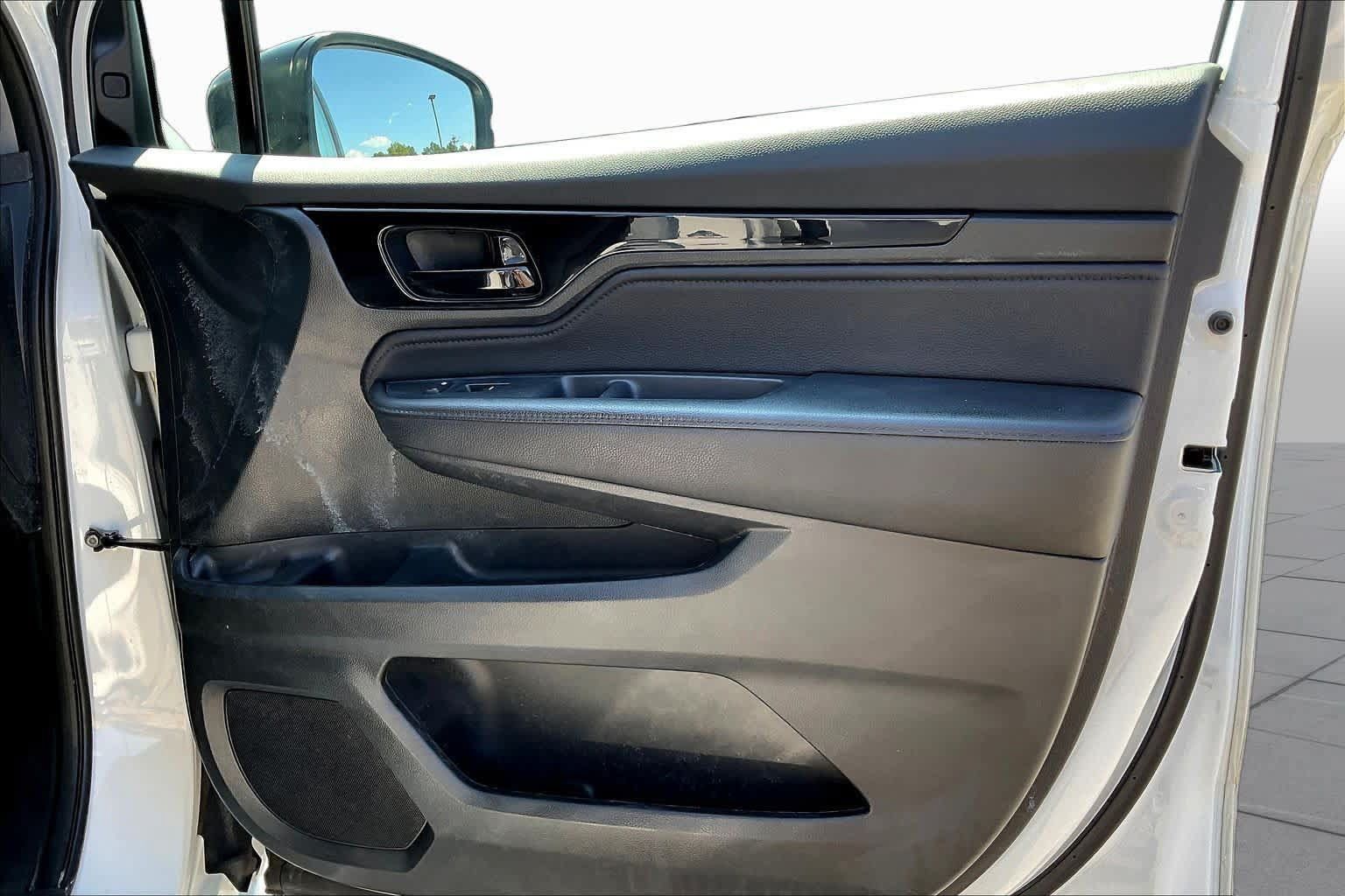 Used 2023 Honda Odyssey Touring image 23