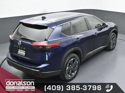 Used 2025 Nissan Rogue SV FWD image 20