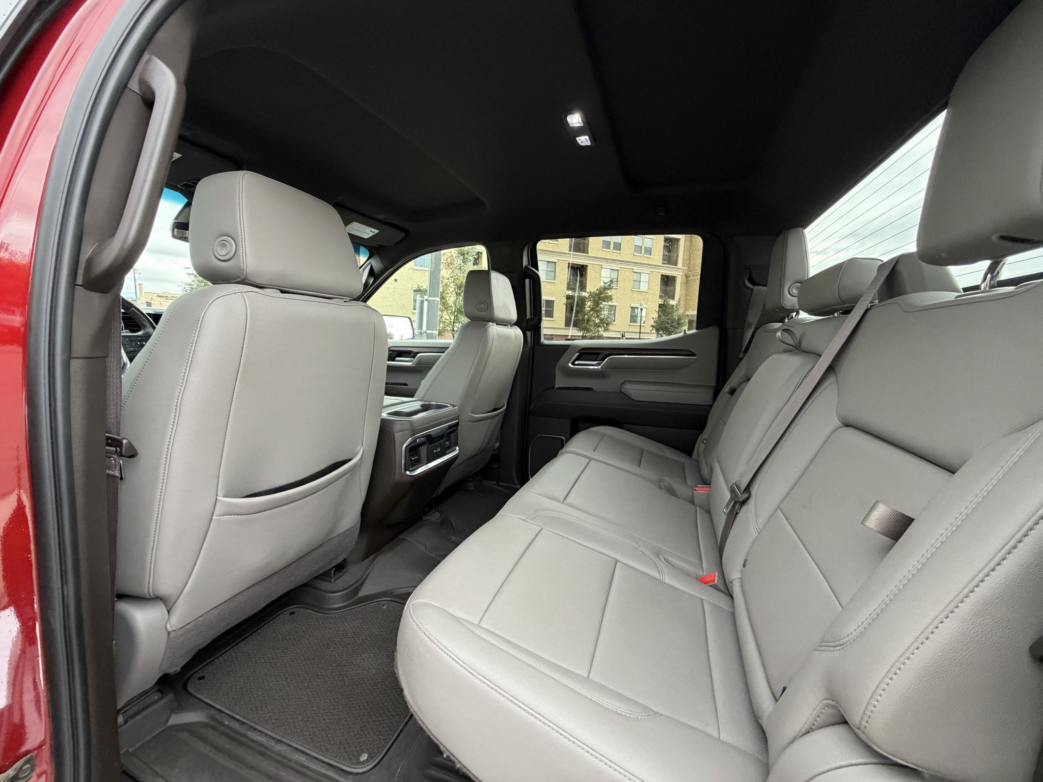 Used 2022 GMC Sierra 1500 SLT w/ SLT Convenience Package AWD/4WD image 14