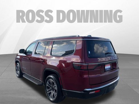 Used 2024 Jeep Wagoneer Series II w/ Flexible Seating Group RWD image 6