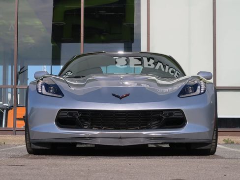 Used 2017 Chevrolet Corvette Z06 RWD image 3