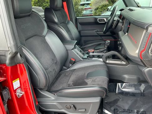 Used 2024 Ford Bronco Raptor w/ Interior Carbon Fiber Pack 6 AWD/4WD image 18