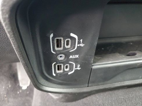 Used 2024 RAM 2500 Big Horn w/ Bed Utility Group image 23