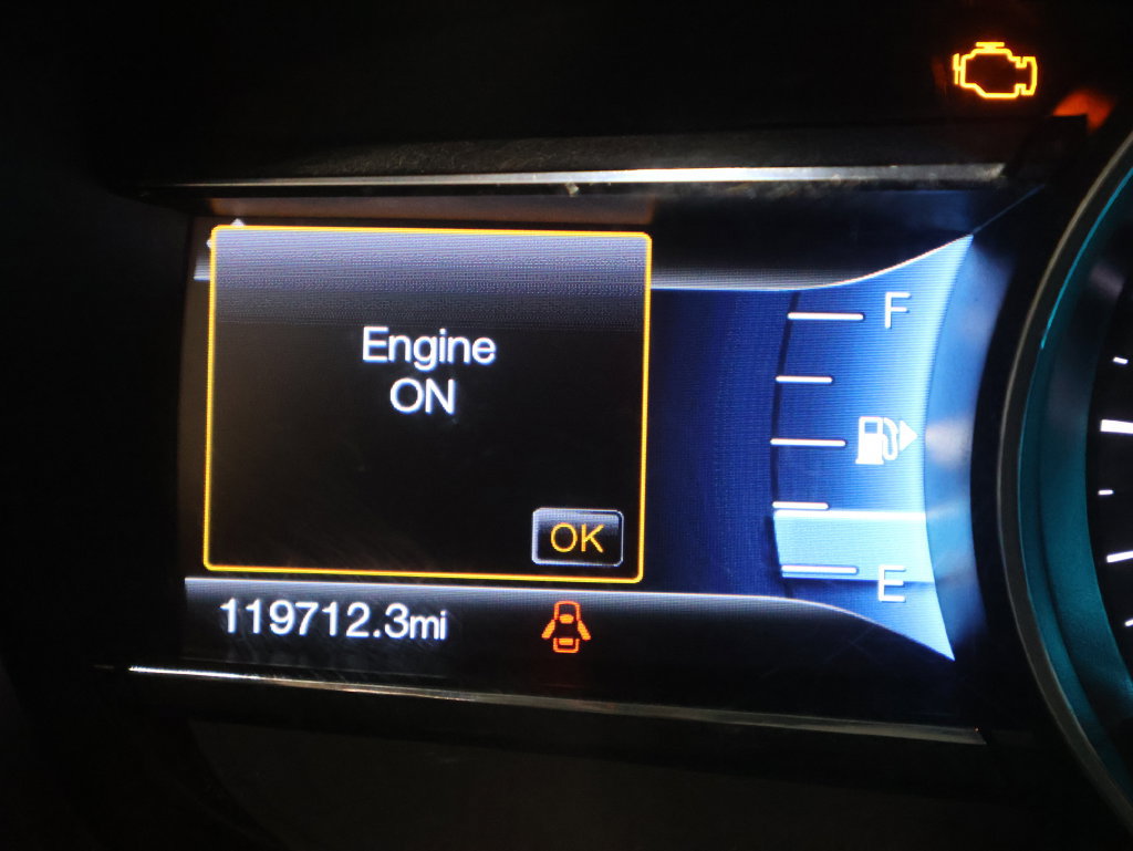 Used 2016 Ford Explorer XLT w/ Equipment Group 201A AWD/4WD image 39