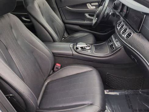 Used 2019 Mercedes-Benz E 300 4MATIC w/ Premium 1 Package image 22