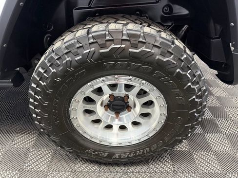 Used 2023 Jeep Wrangler Unlimited Rubicon 4xe AWD/4WD image 20