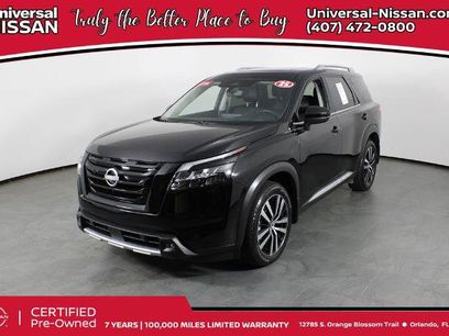 Certified 2025 Nissan Pathfinder Platinum w/ Black Appearance Package