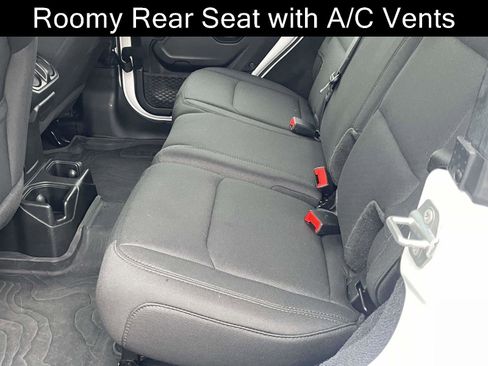 Used 2022 Jeep Wrangler Unlimited Sport image 11