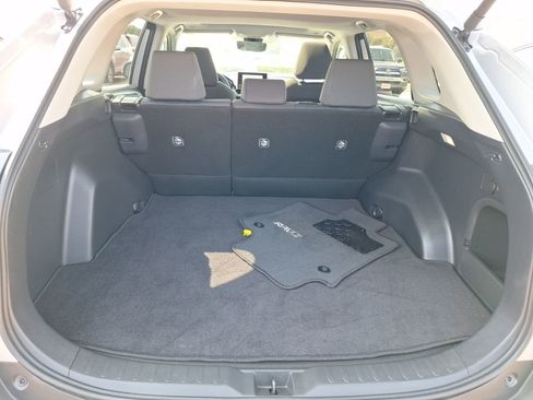 Used 2025 Toyota RAV4 XLE image 36