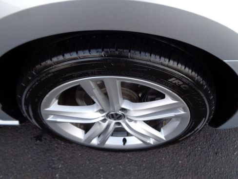 Used 2015 Volkswagen Passat 1.8T SE image 27