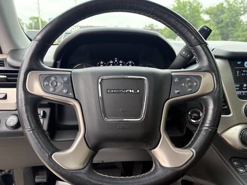 Used 2017 GMC Yukon XL Denali w/ Open Road Package AWD/4WD image 21