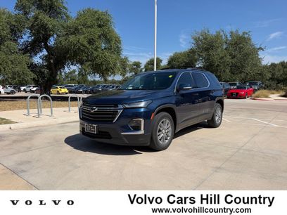 Used 2023 Chevrolet Traverse LT