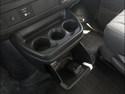 New 2026 GMC Savana 2500 w/ Driver Convenience Package RWD image 25