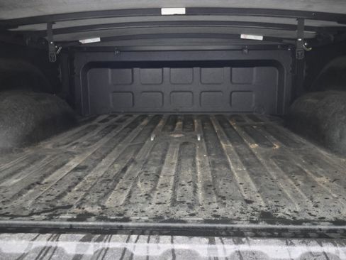 Used 2022 RAM 2500 Big Horn w/ Level C Equiment Group AWD/4WD image 29