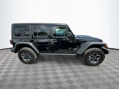 Used 2022 Jeep Wrangler Unlimited Rubicon 4xe w/ Cold Weather Group AWD/4WD image 5
