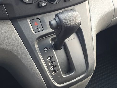 Used 2020 Nissan NV200 S w/ Back Door Glass Package FWD image 22