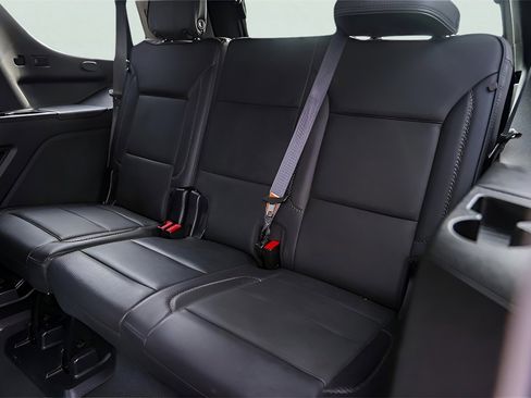 Used 2023 GMC Yukon Denali w/ Max Trailering Package image 30