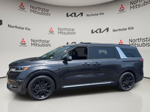 Used 2024 Kia Carnival SX FWD image 2