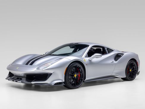 Certified 2020 Ferrari 488 Pista Coupe RWD image 2
