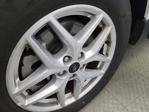 Used 2024 Ford Edge SEL image 31