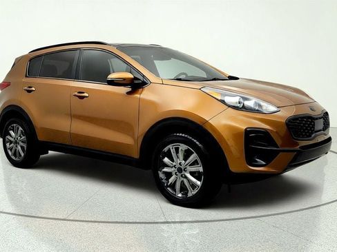Used 2021 Kia Sportage S w/ S AWD Premium Package image 3