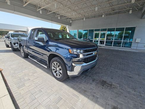 Used 2020 Chevrolet Silverado 1500 LT w/ All-Star Edition RWD image 2