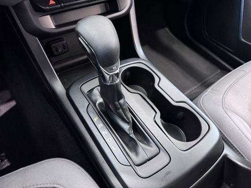 Certified 2022 Chevrolet Colorado W/T w/ WT Convenience Package image 19