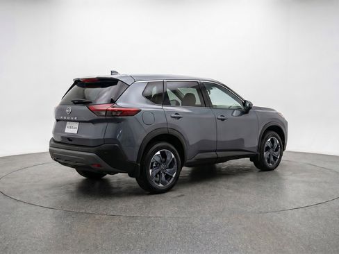 Used 2025 Nissan Rogue SV FWD image 9