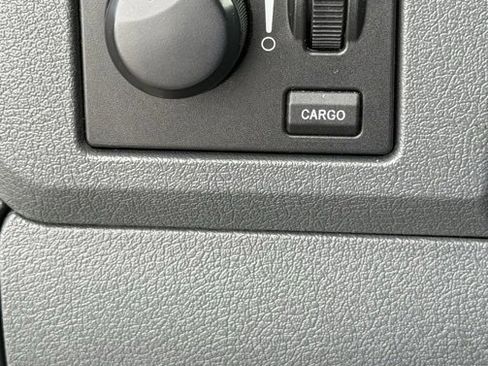 Used 2008 Dodge Ram 1500 Truck ST image 15