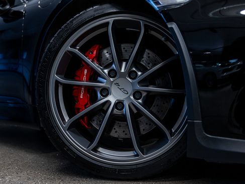 Used 2016 Porsche Cayman GT4 RWD image 17