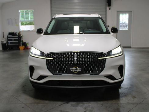New 2026 Lincoln Aviator AWD image 58