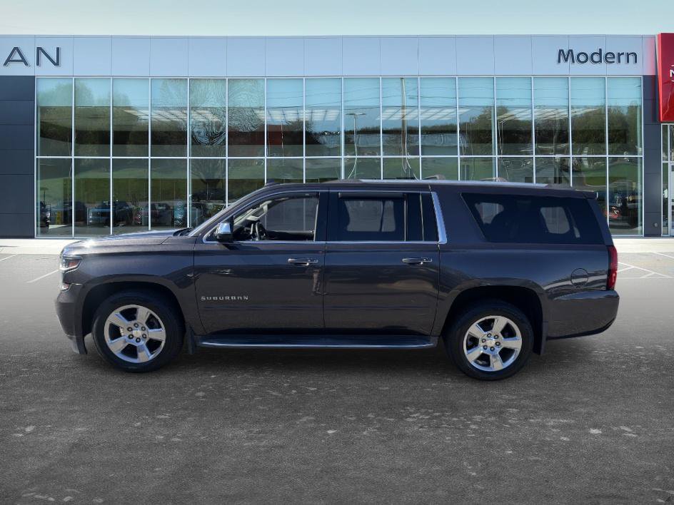 Used 2017 Chevrolet Suburban Premier AWD/4WD image 8