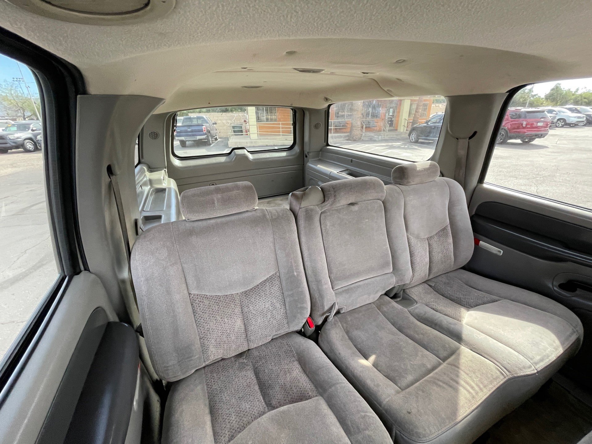 Used 2003 Chevrolet Suburban LS w/ LS Preferred Equipment Group RWD image 20