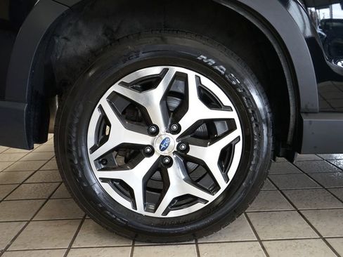 Used 2023 Subaru Forester Premium AWD/4WD image 53