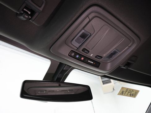 Used 2023 Chevrolet Silverado 3500 LTZ w/ Gooseneck/5TH Wheel Package image 12