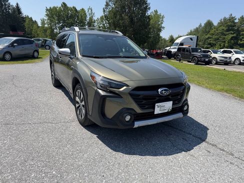 Used 2025 Subaru Outback Touring XT AWD/4WD image 7