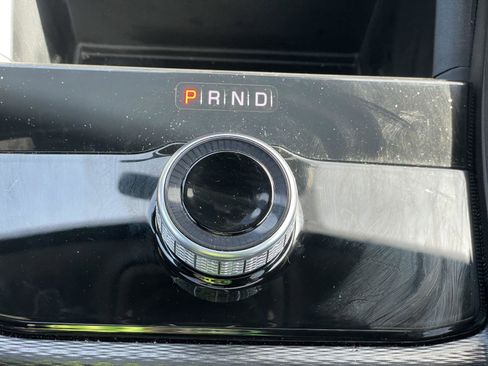 Used 2025 Jeep Grand Cherokee Laredo X w/ Trailer Tow Package image 23