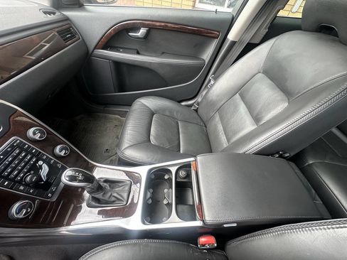 Used 2014 Volvo XC70 T6 image 10