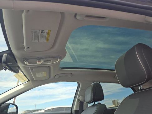 Used 2024 Hyundai Ioniq 5 Limited image 12