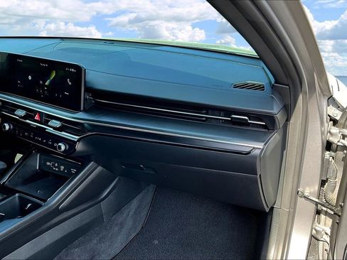 Used 2025 Kia K5 GT-Line image 28