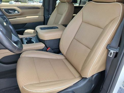 Used 2023 Chevrolet Tahoe Premier w/ Advanced Technology Package RWD image 13