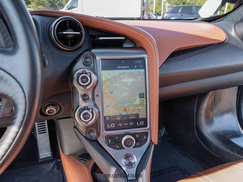 Used 2018 McLaren 720S Luxury image 30