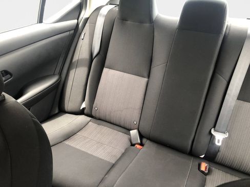 Used 2024 Nissan Sentra SV FWD image 9