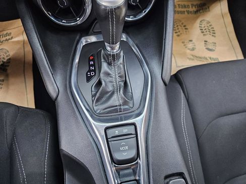 Used 2019 Chevrolet Camaro LS image 28