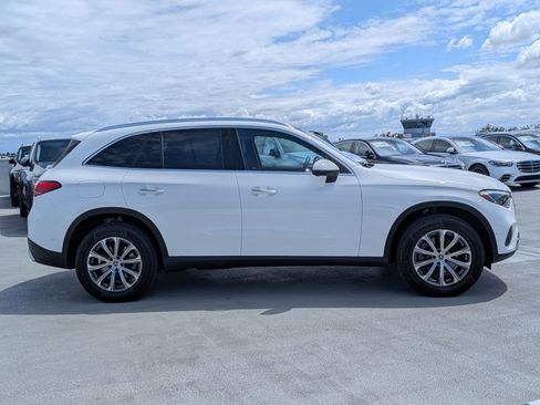 Used 2026 Mercedes-Benz GLC 300 4MATIC image 4