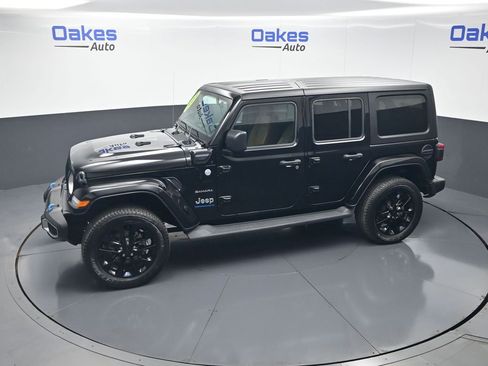 Used 2023 Jeep Wrangler Unlimited Sahara w/ Cold Weather Group AWD/4WD image 50