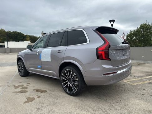 New 2026 Volvo XC90 B6 Plus w/ Protection Package Premier image 5